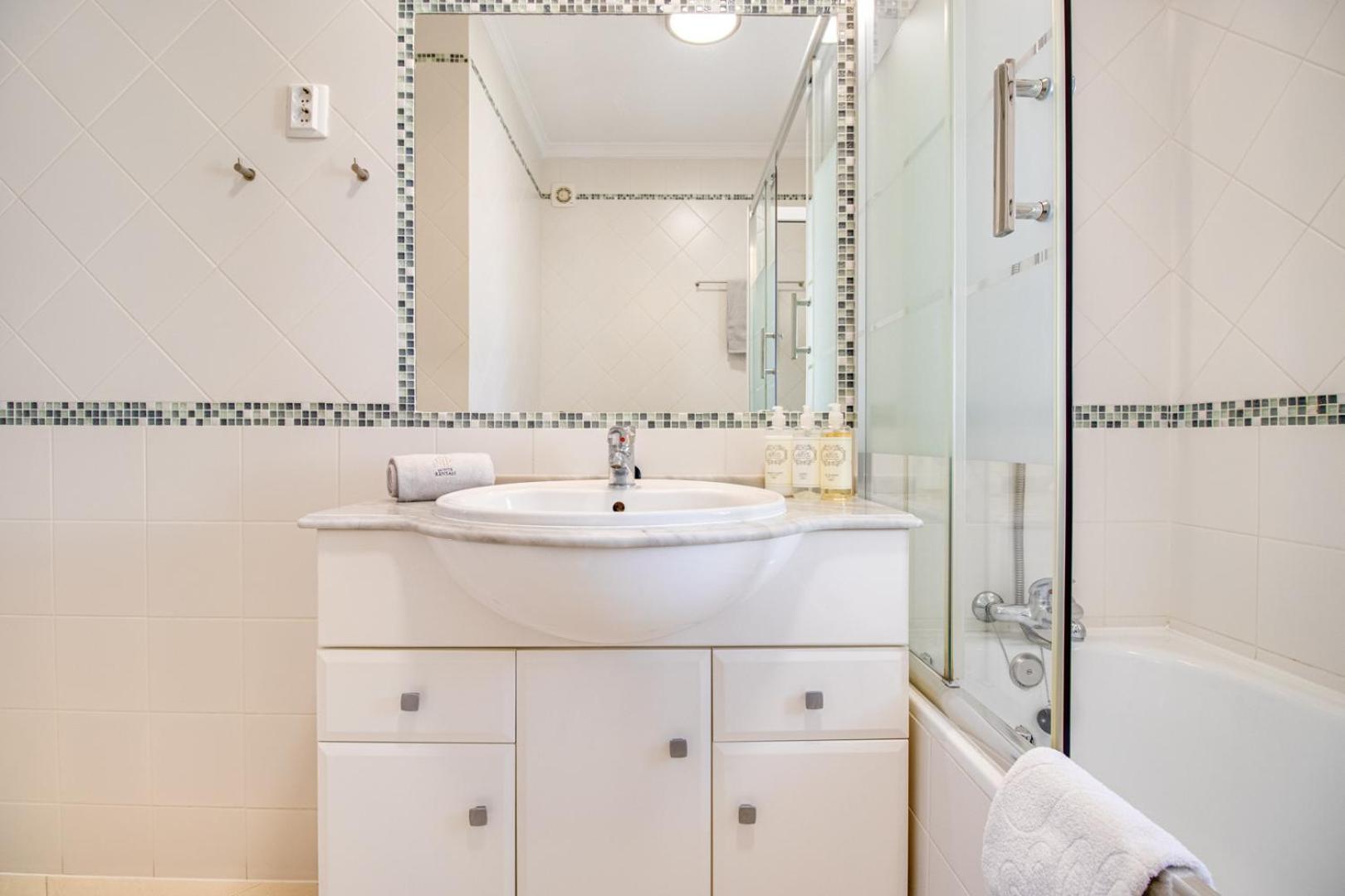 Apartmán Old Town 2Br 50M Ocean W/ Ac Wi-Fi Parking Terrace Albufeira Exteriér fotografie